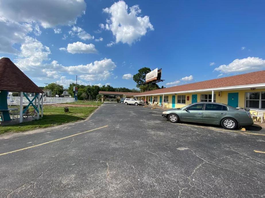 Economy Suites Winter Haven Ngoại thất bức ảnh