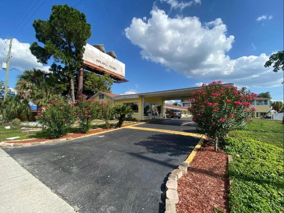Economy Suites Winter Haven Ngoại thất bức ảnh